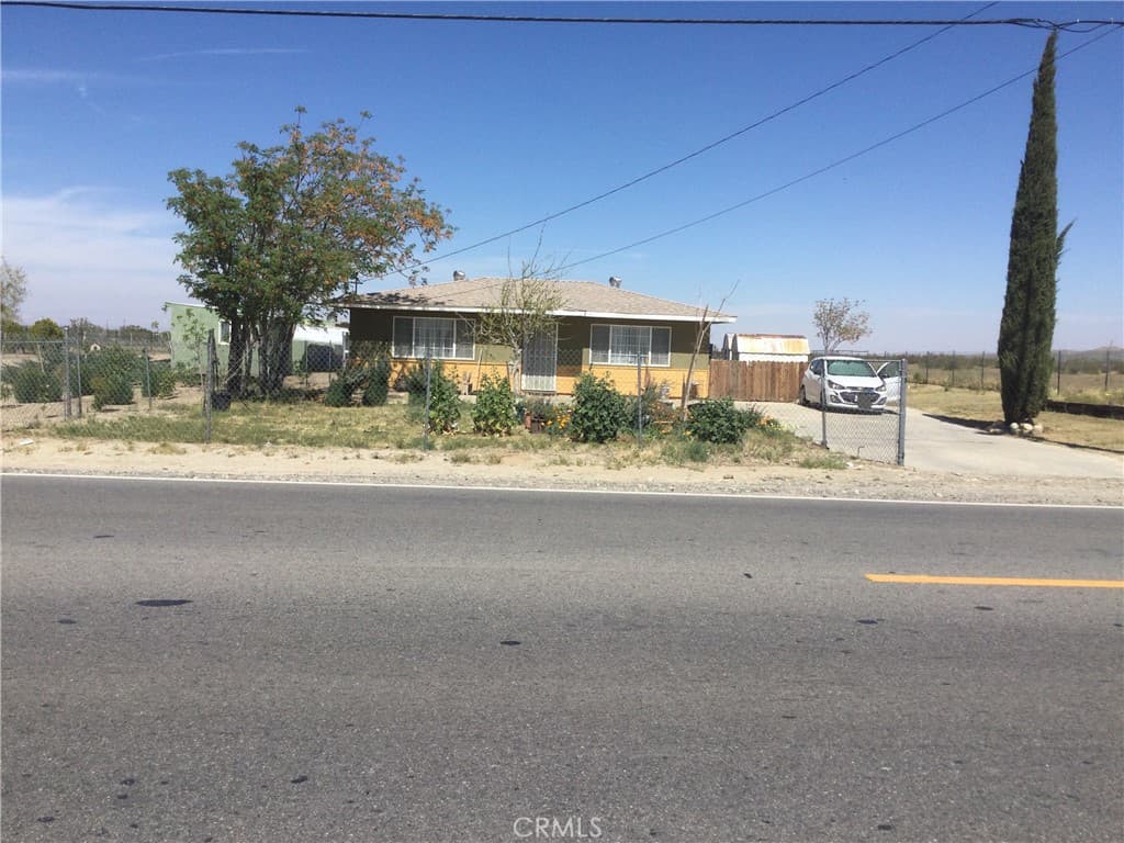 10345 E Palmdale