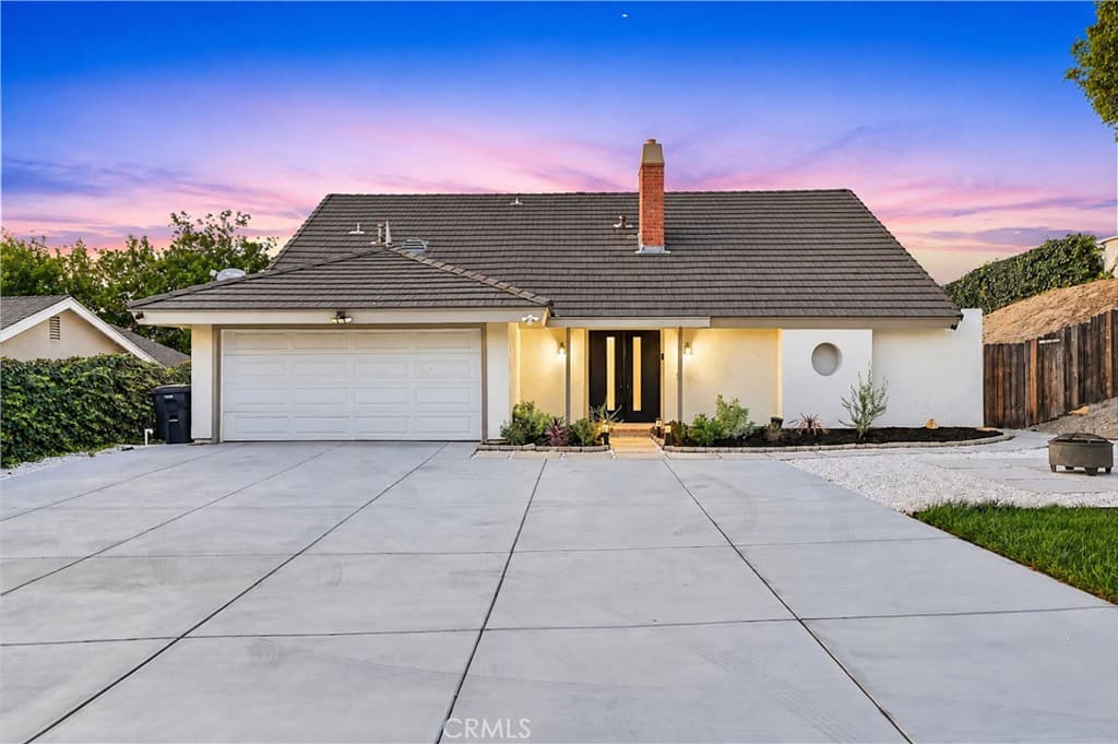 23547 Decorah