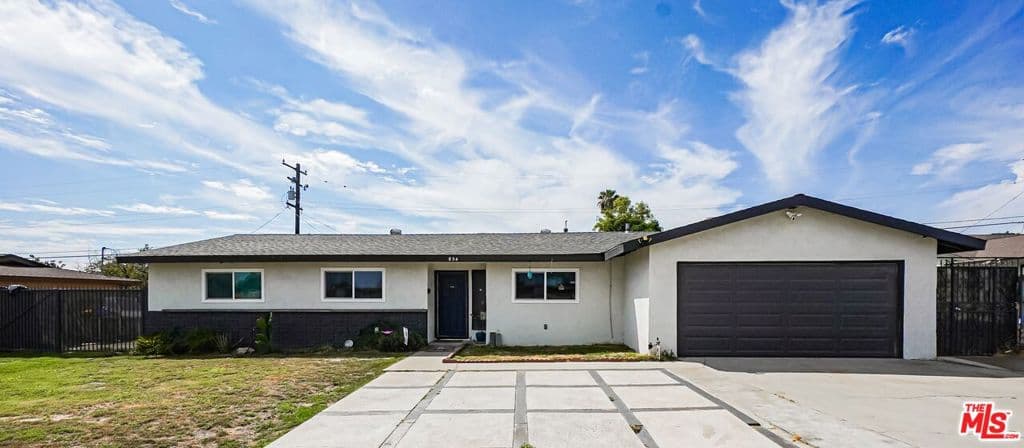 854 N Eucalyptus Avenue