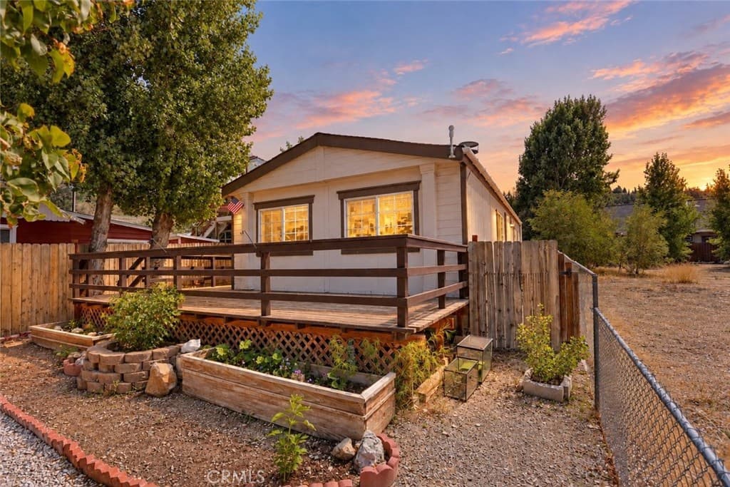 6840 Lakewood