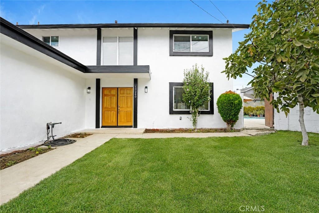 13260 Winfield