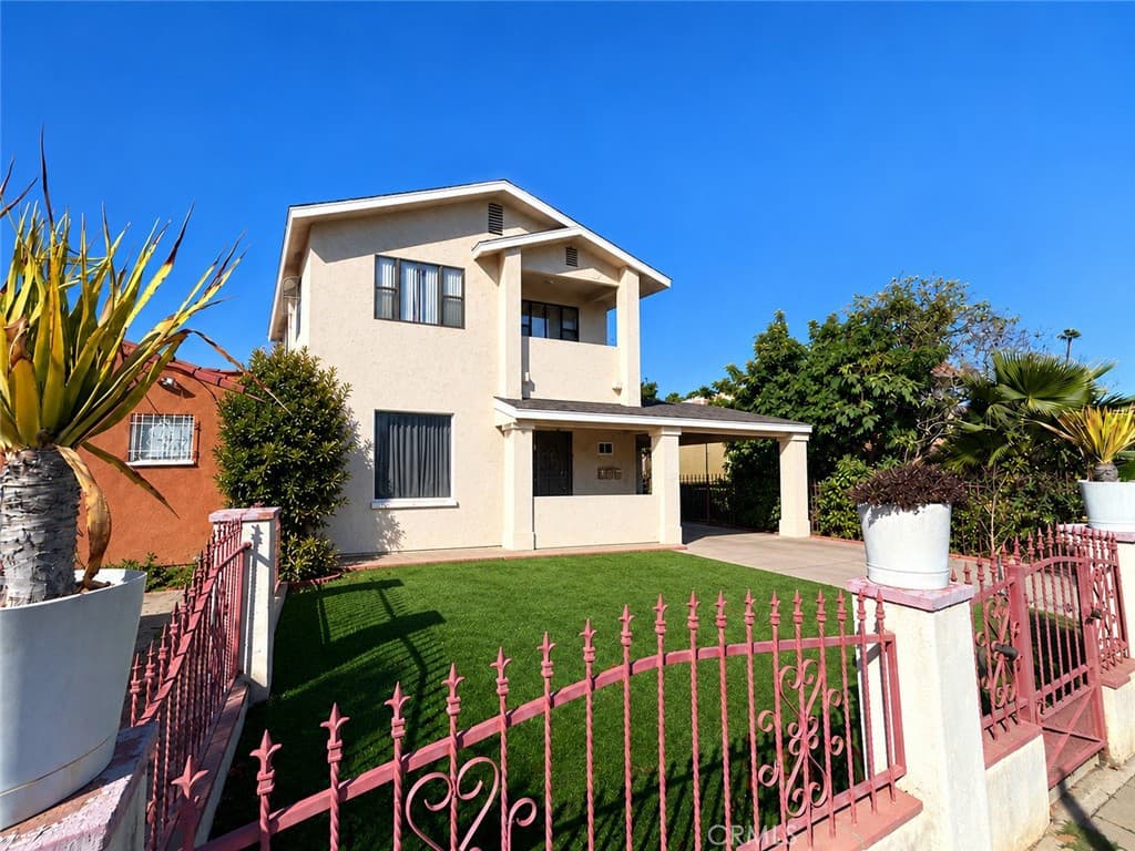 533 W 113th