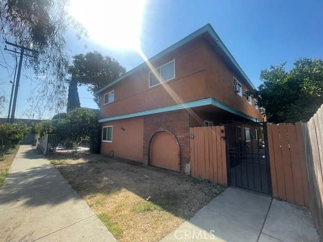 1240 W 19th