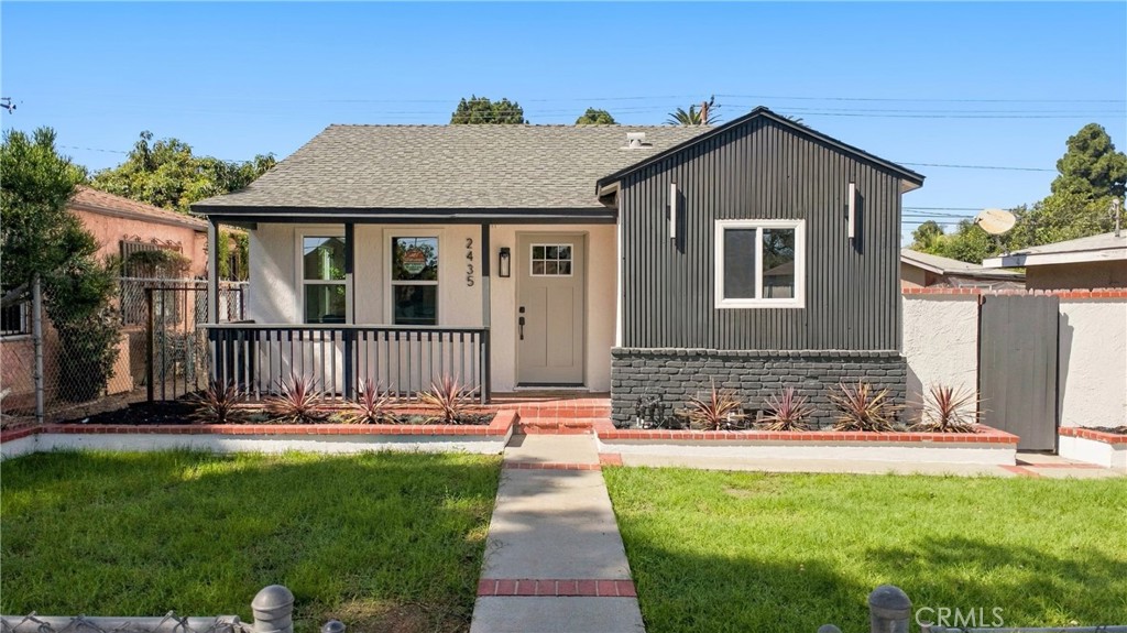 2435 Gale Ave