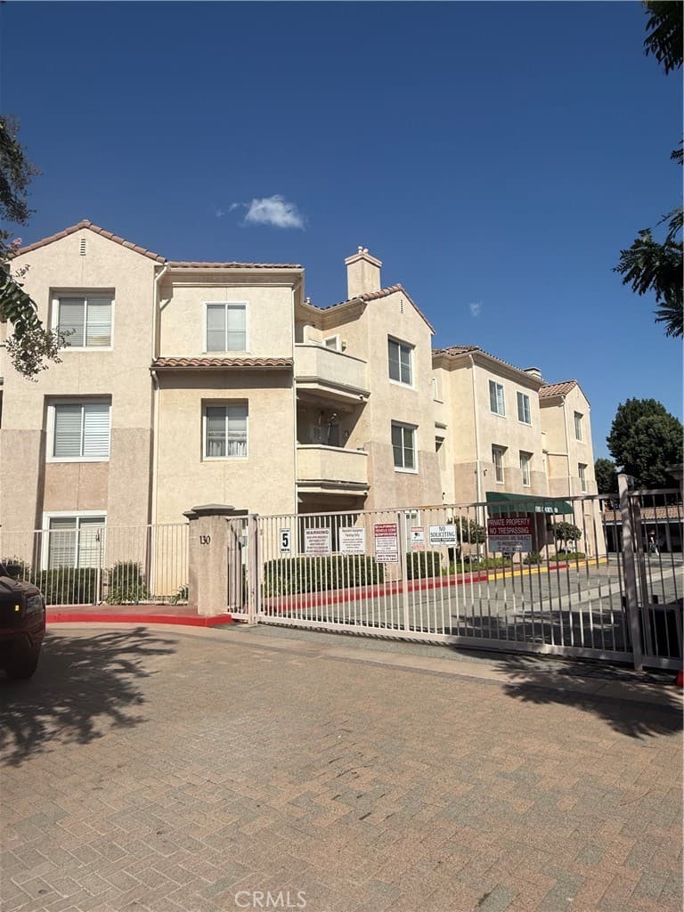 130 S Barranca 314