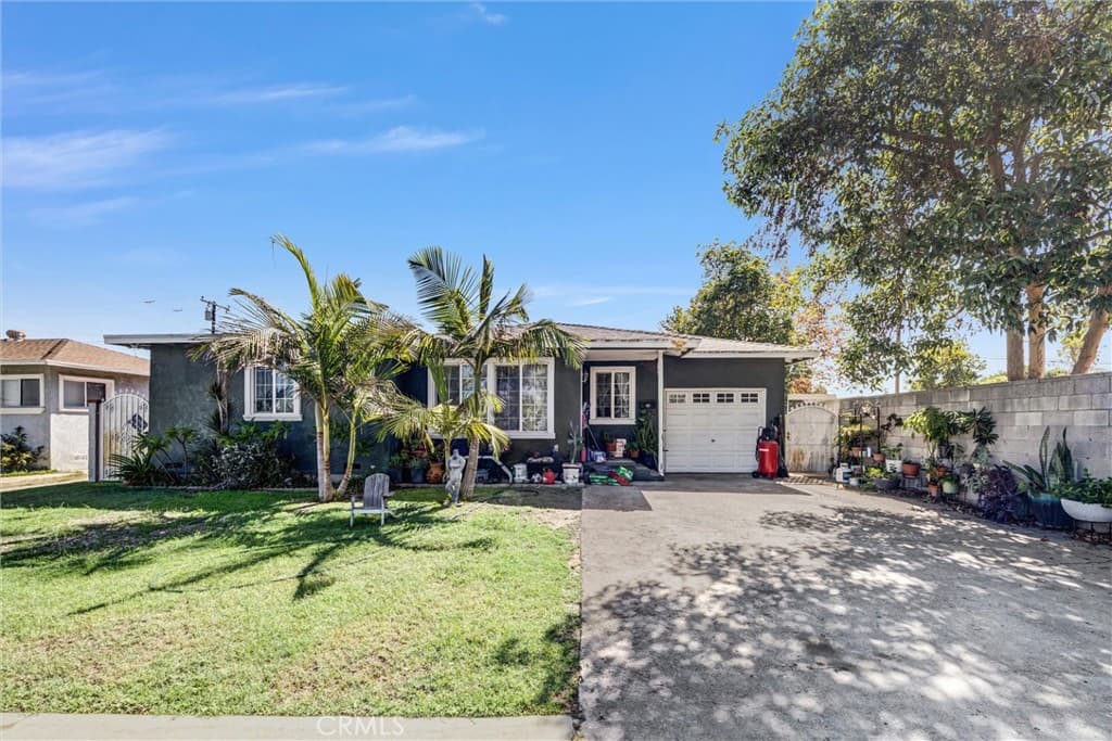 6424 Lindell