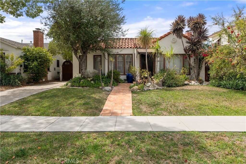 3729 Olive Avenue