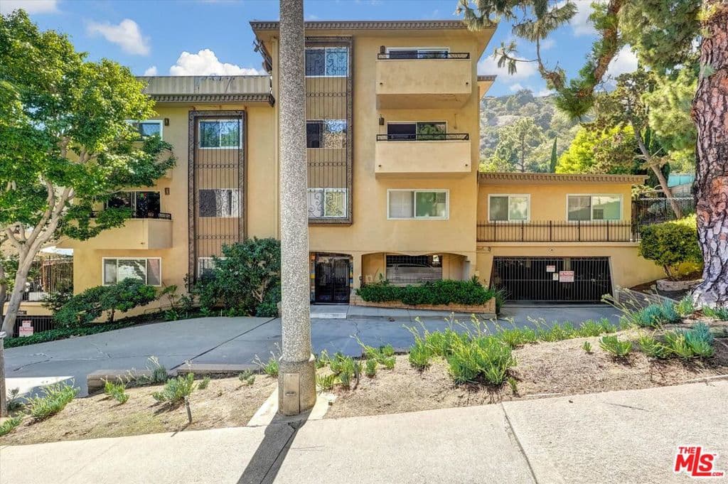 6760 Hillpark Drive 408