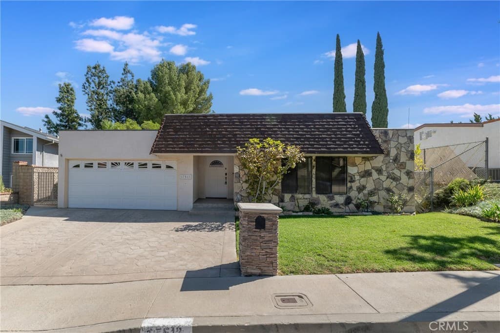17512 Tuscan Drive