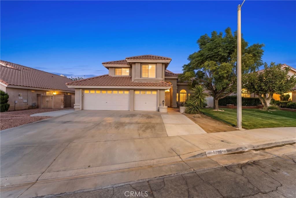 38706 La Mancha Court
