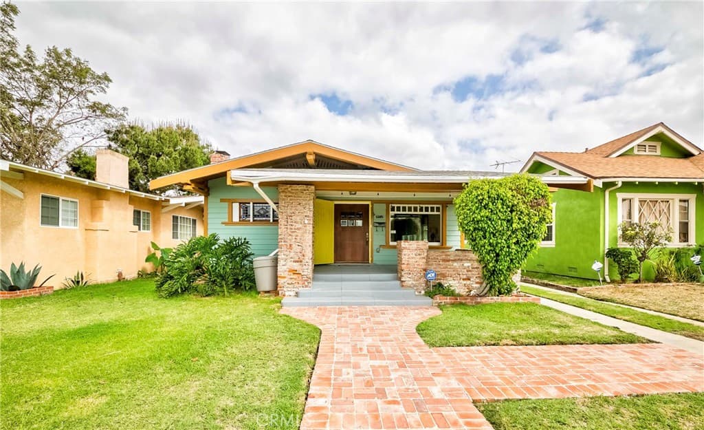 1705 W 52nd