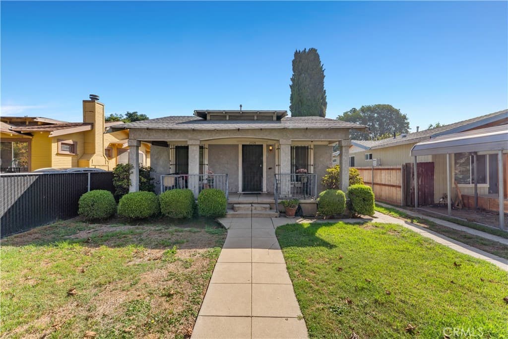 2928 Virginia