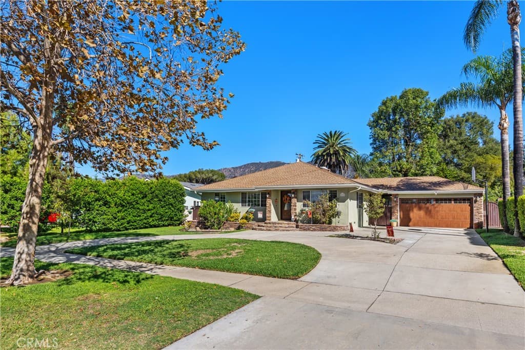 611 E Foothill Blvd