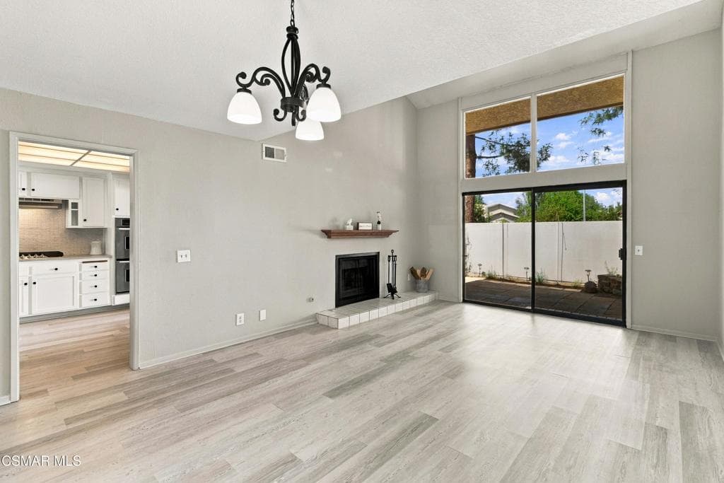 274 Mariposa Drive