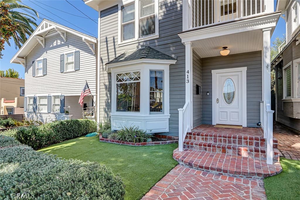 413 Emerald Street