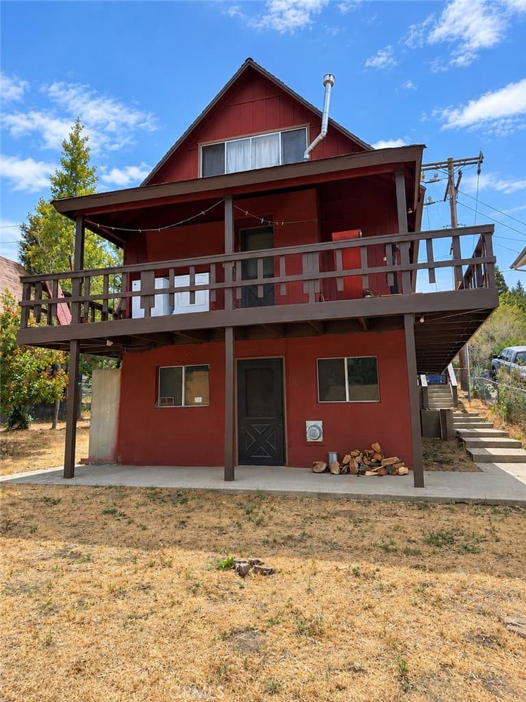 6601 Lowry