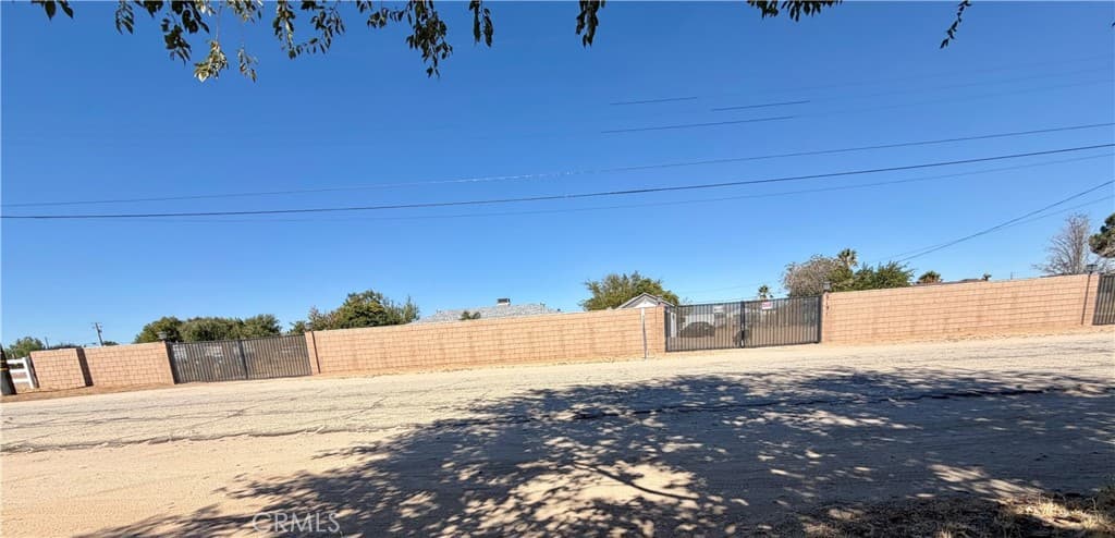 2131 W Avenue M12