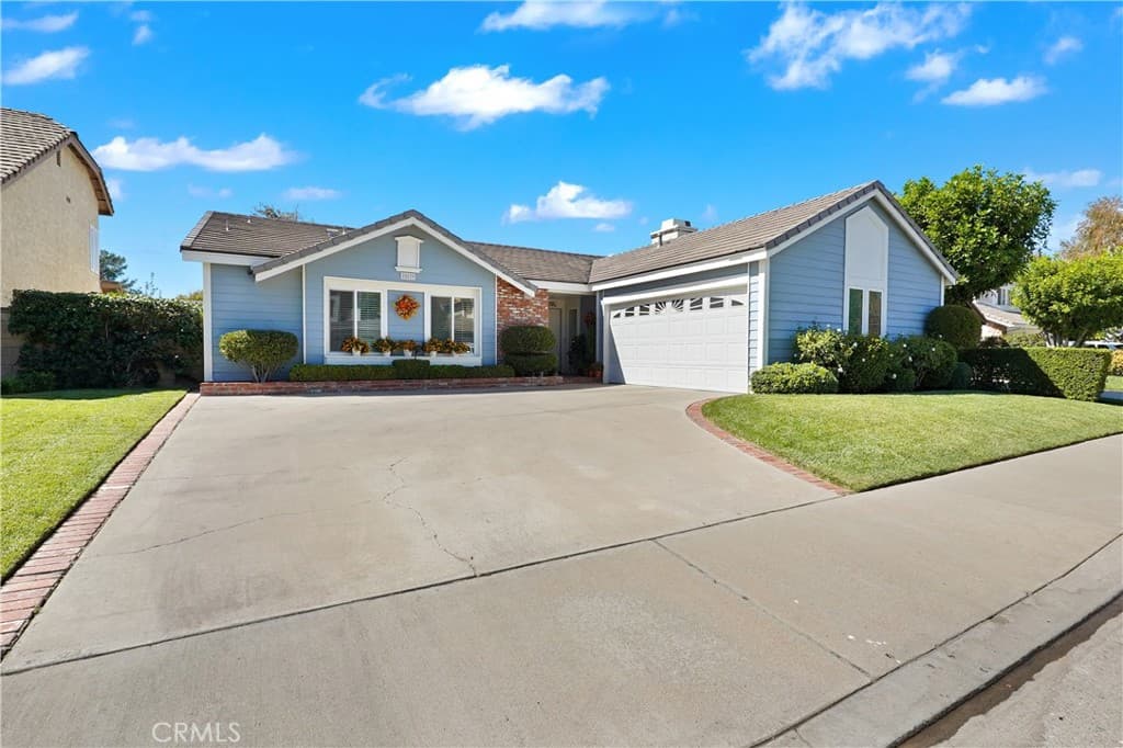 25839 Vaquero Court