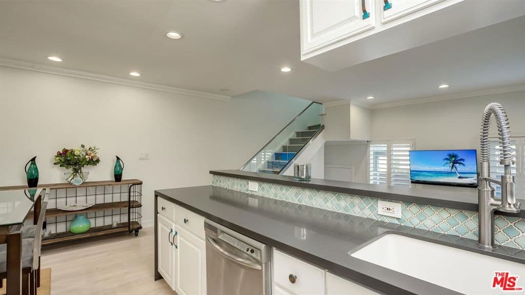 1144 17th Street 11