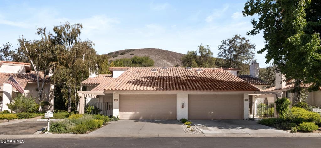 790 N Valley Drive