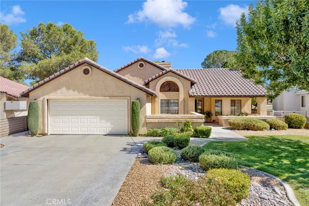 15001 Blue Grass