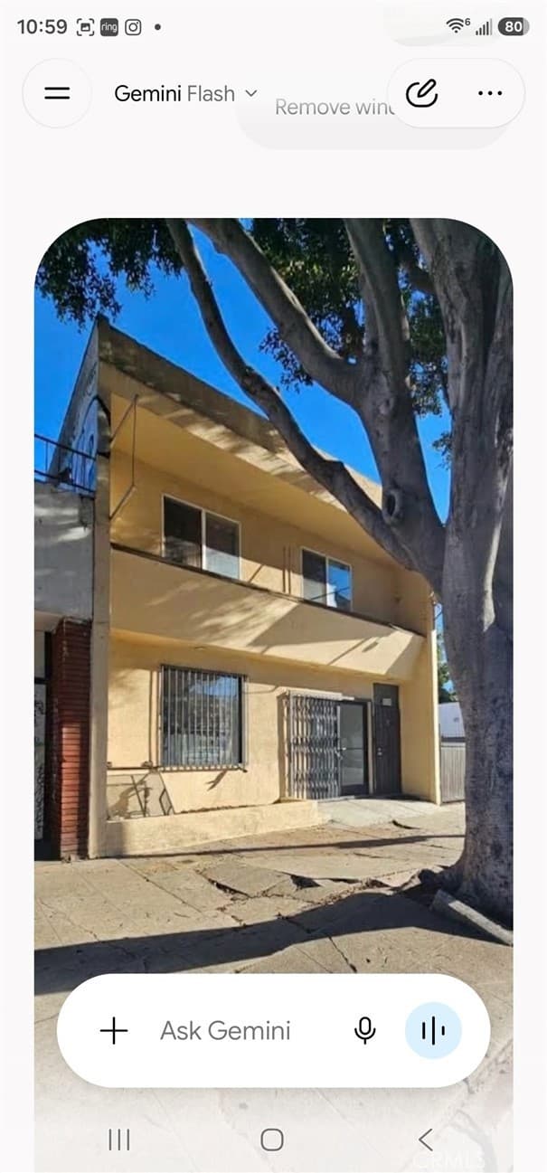 2921 W Florence