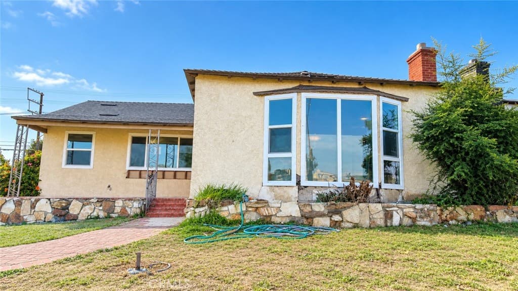8721 Crenshaw Boulevard