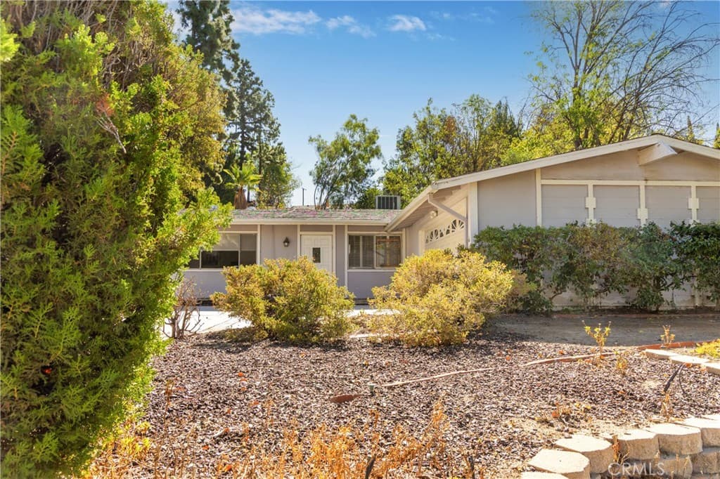 7055 Middlesbury Ridge Circle