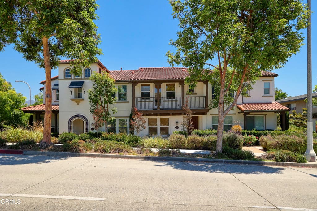 281 N Mar Vista 14