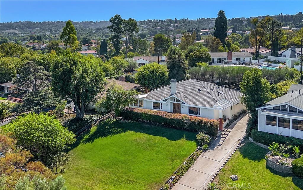 10 Palos Verdes Lane