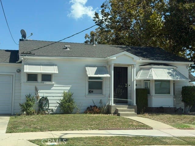 531 W Denni