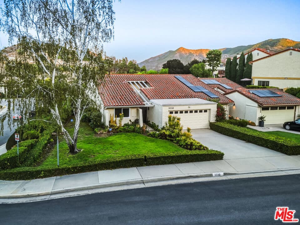 3332 Meadow Oak Drive