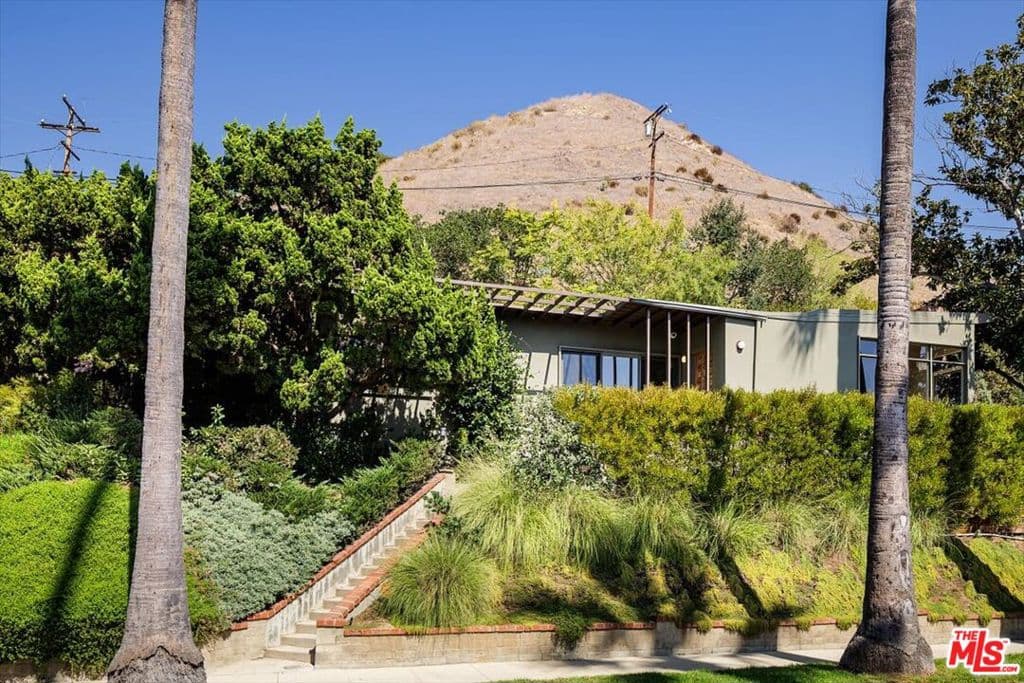 1011 W Mountain Street