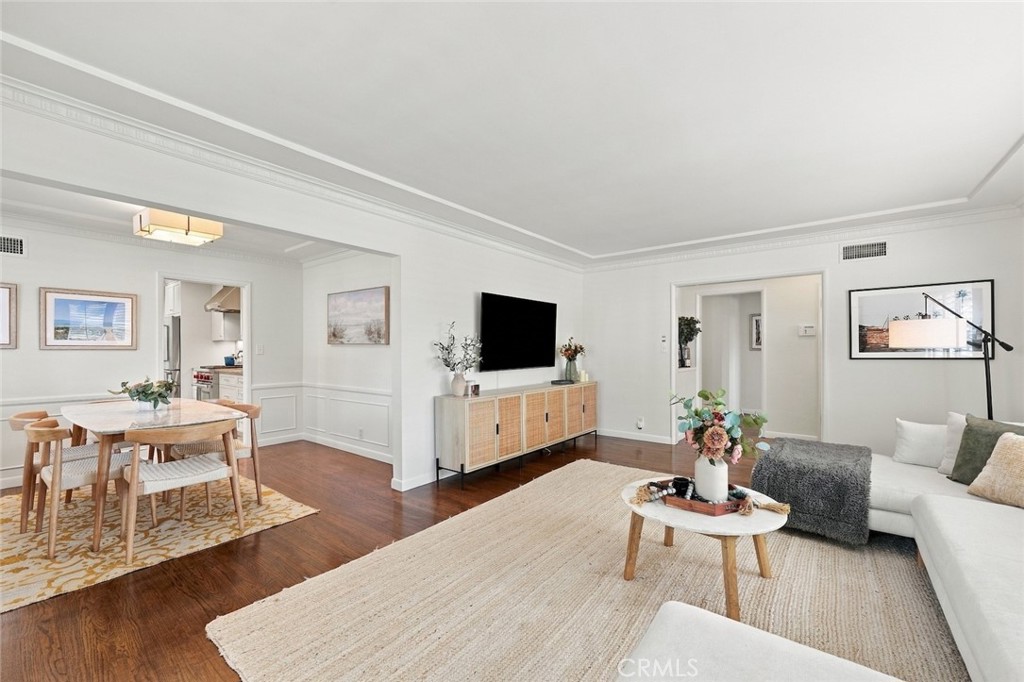 6321 W 79th Street