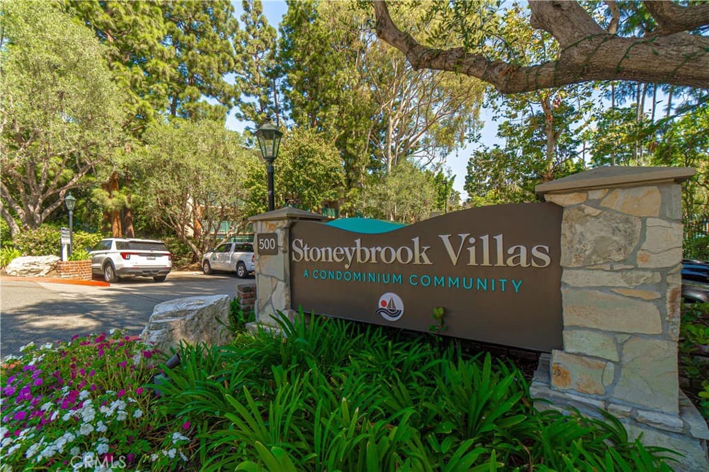 576 N Bellflower 222