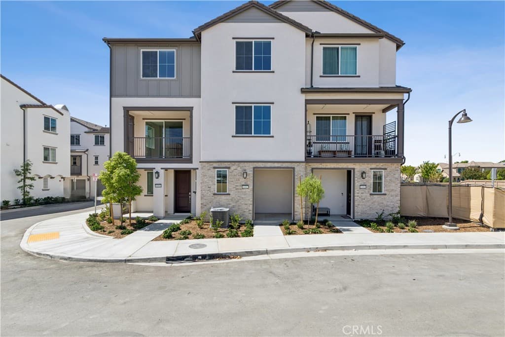 16062 York Drive