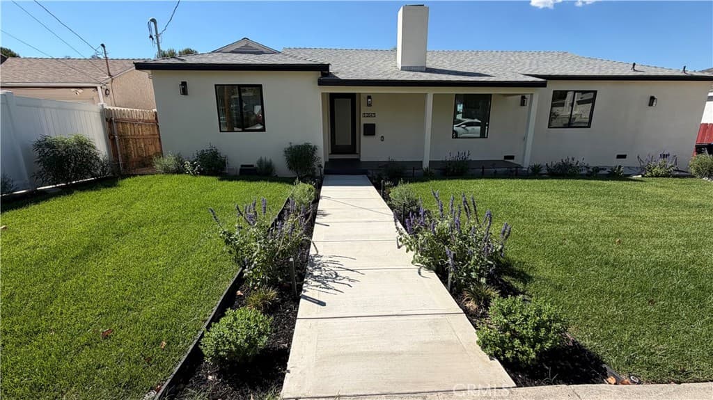 10641 Helendale