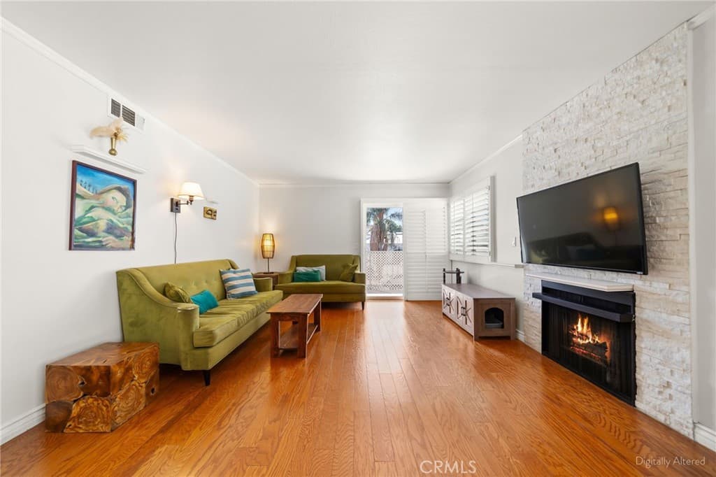 955 E. 3rd street 203