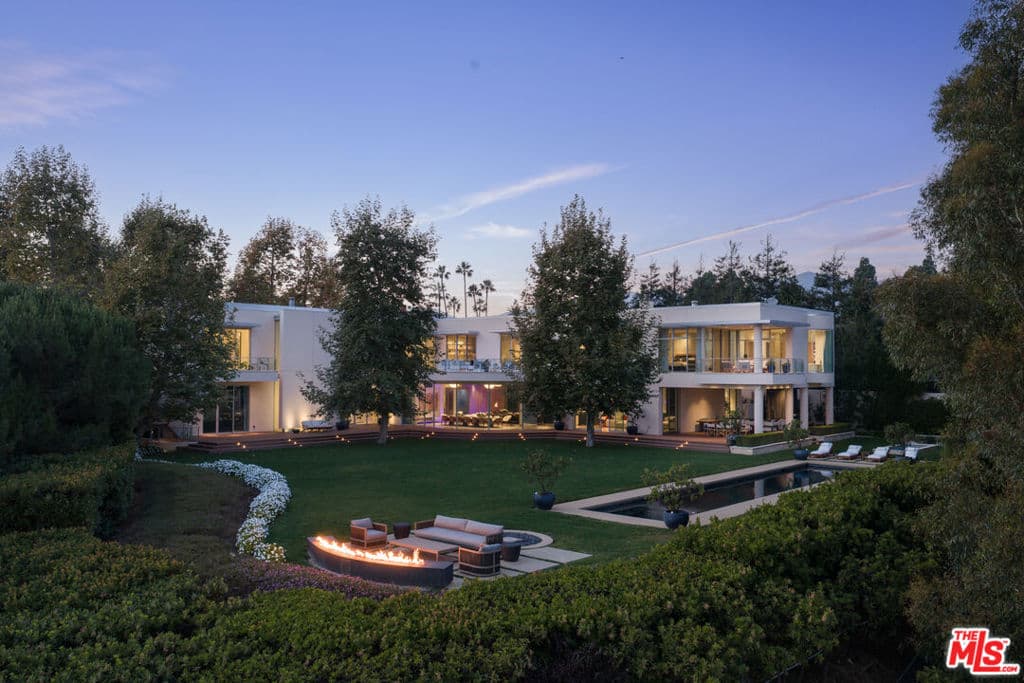 652 Chautauqua Boulevard