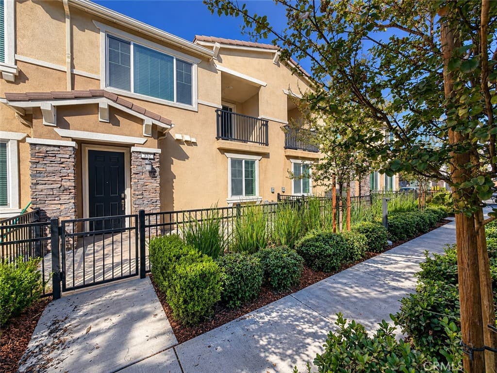 16502 Casa Grande 352
