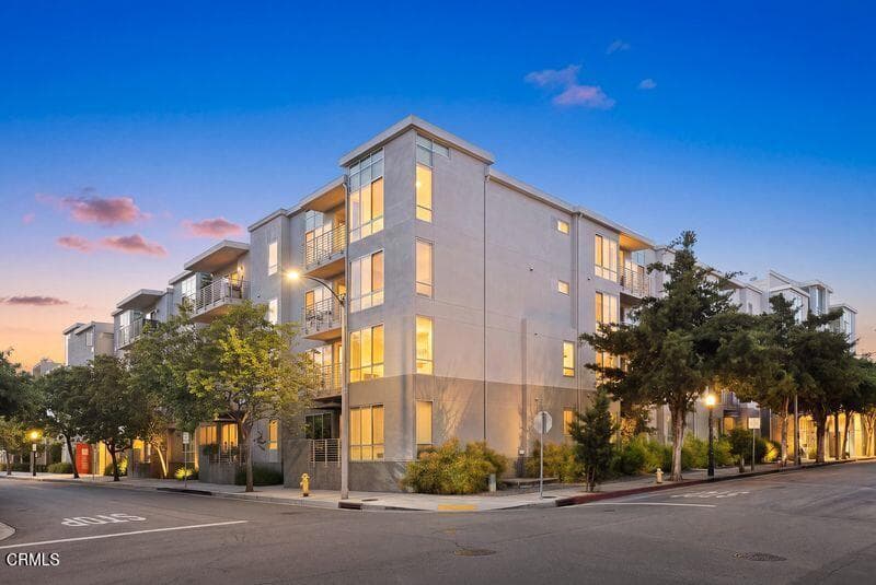 111 S De Lacey Avenue 409