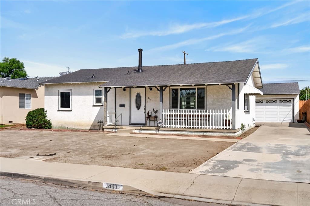 1811 James Place