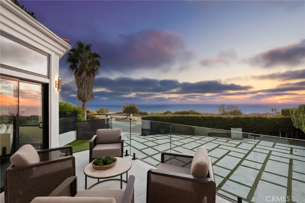 30502 Palos Verdes Drive West