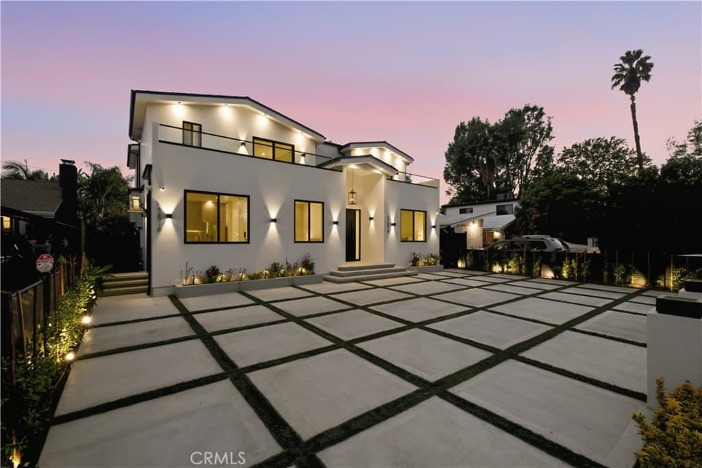22518 Burbank