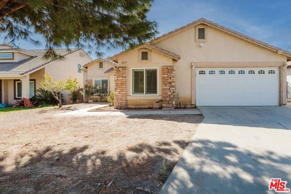 2619 W Windhaven Drive