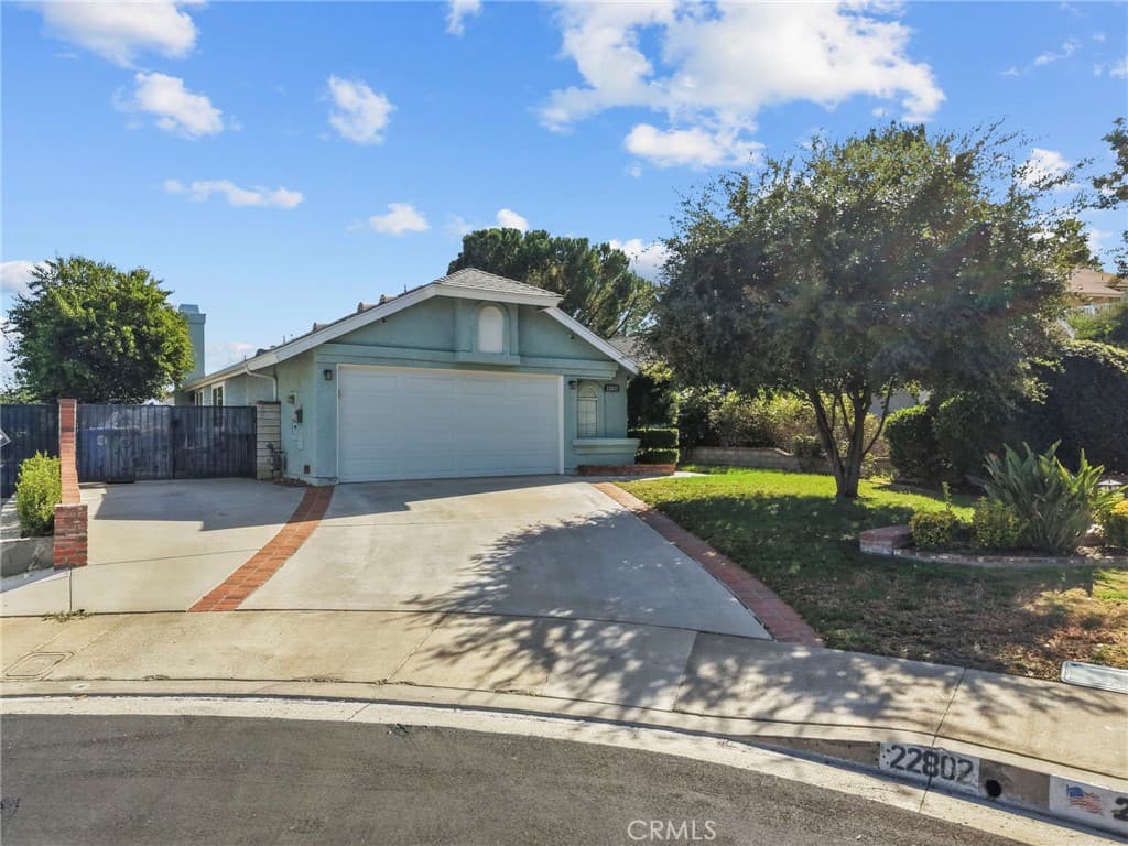 22802 Acacia Court
