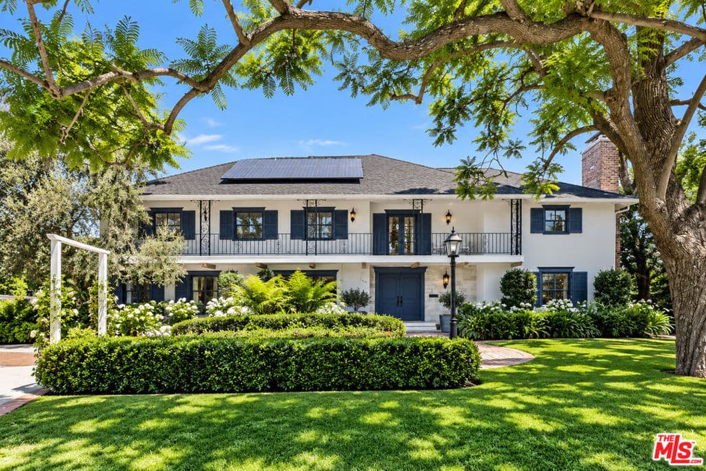 900 Gainsborough Drive