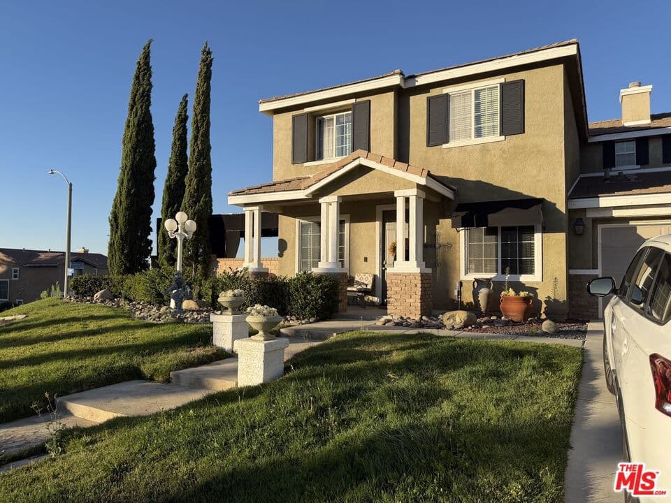 2409 Foxglove Court