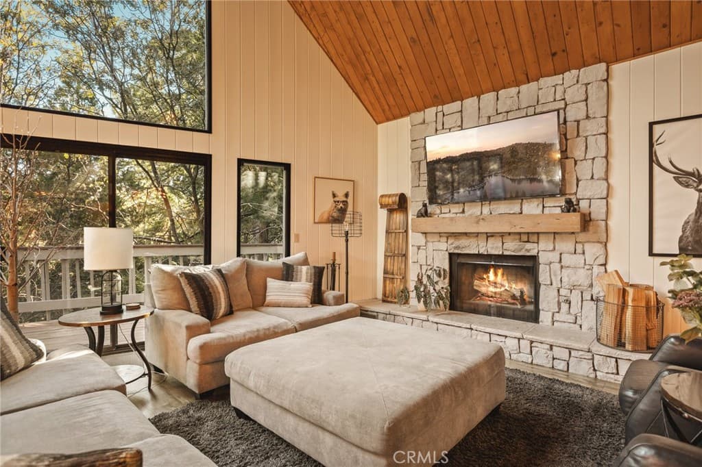 27332 Pinewood