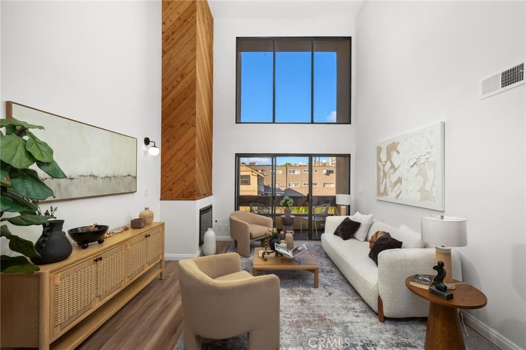 300 S Reno Street 303